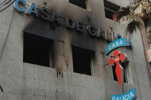 Incendio Casa Galicia de Las Palmas (Foto La Provincia)1