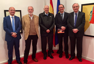 1. De izquierda a d. Antonio G. Millán, Siro, el pte. del Consejo de Estado José Manuel Romay, Anzo Lorenzo y el delegado de la Xunta en Madrid, José Ramón Ónega
