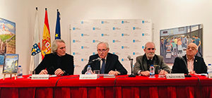 3. En la mesa, el escritor F. J. Neira, el delegado de la Xunta en Madrid José Ramón Ónega, el periodista Paco Rivera y el también periodista y editor Xulio Xiz