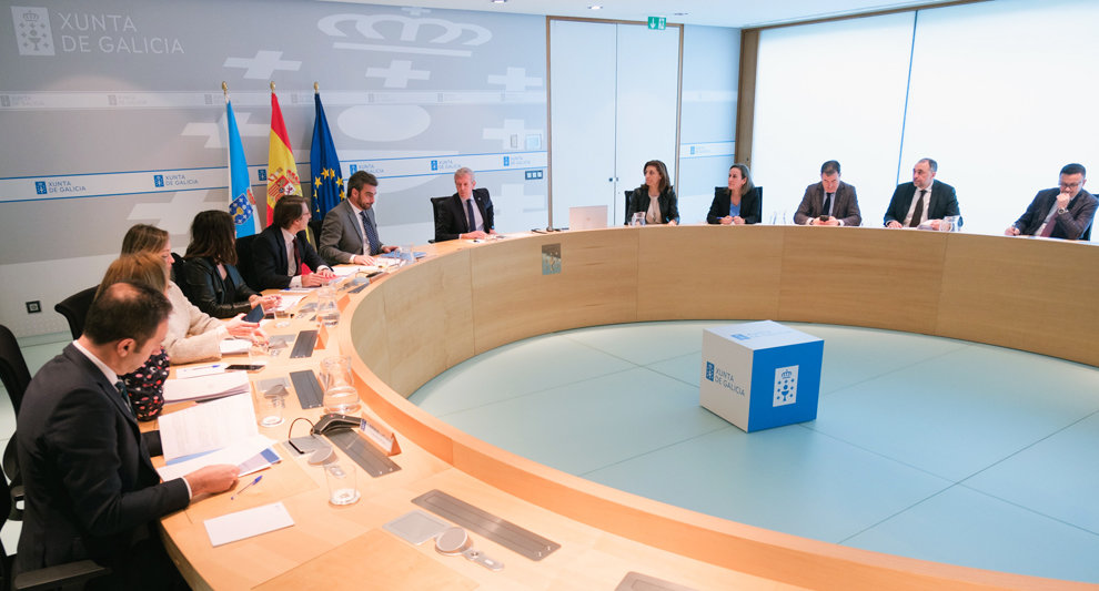 O titular do Executivo galego, Alfonso Rueda, preside a reunión do Consello da Xunta. Sala do Consello, 1/2/24.
