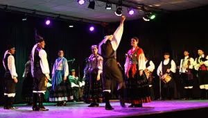 Xeito Novo-Grupo de música y bailes tradicionales 1