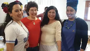 viedma colectividades-Pta. posando