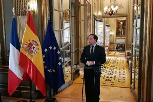 Embajada en Francia-Memoria Democratica1