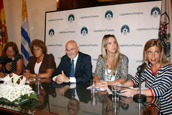 cronicas/CE201103161309312.jpg