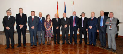 Los miembros del actual directorio posan durante la inauguración. Los miembros del actual directorio posan durante la inauguración.