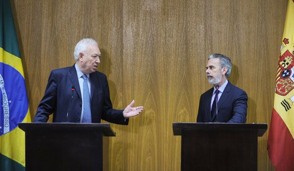 cronicas/CE201205211219145.jpg