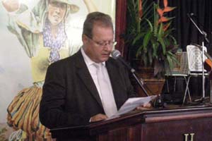 El presidente del HCV, José Miguel Pérez Galindo, durante sus palabras. El presidente del HCV, José Miguel Pérez Galindo, durante sus palabras.