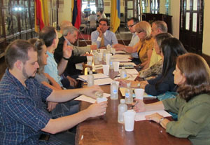 Última reunión del CRE celebrada el pasado 6 de mayo en el ‘Salón de los Espejos’ del HCV. Última reunión del CRE celebrada el pasado 6 de mayo en el ‘Salón de los Espejos’ del HCV.
