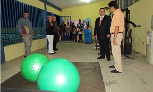 Naher Iván Contreras explica las bondades de la sala. Naher Iván Contreras explica las bondades de la sala.