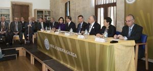 O titular da Xunta presidirá a sesión plenaria extraordinaria e pública da Real Academia Galega con motivo do Día das Letras Galegas 2014, dedicado a Xosé María Díaz Castro. Na Casa Habanera (rúa do Concello, 42).
foto xoán crespo
17/05/14