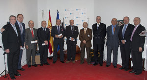 Aegama foto famila G