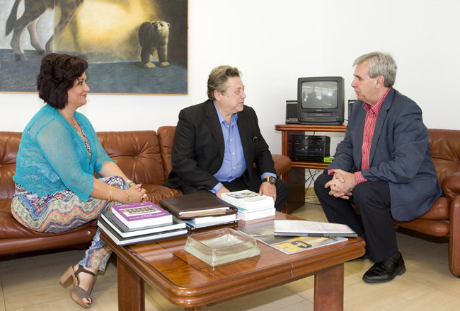 Un momento de la reunión entre De la Sierra y José Manuel Conde. Un momento de la reunión entre De la Sierra y José Manuel Conde.