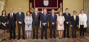 PAZO DE RAXOI
O presidente da Xunta, Alberto Núñez Feijóo, presidirá a toma de posesión dos novos membros do Goberno galego
foto xoán crespo
05/10/15