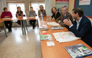 alfonso rueda visita a sede da fundacion entreculturas