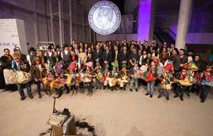 119,00 h.- Alberto Núñez Feijóo, acompañado de membros do Goberno galego, presidirá o acto homenaxe a Neira Vilas. Na planta -1 do Museo Centro Gaiás da Cidade da Cultura (monte Gaiás, s/n).
foto xoán crespo
17/03/16