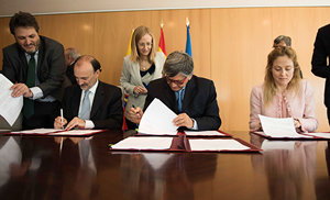 Firma convenio Ecuador
