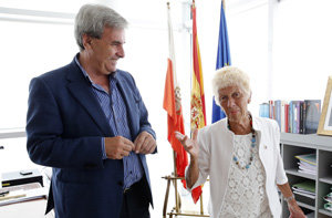 Rafael de la Sierra y Josefina Sánchez, durante su encuentro.