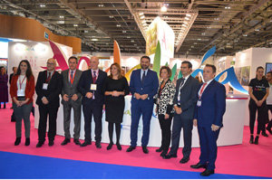 La presidenta de Andalucía encabezó la delegación de esta comunidad en la World Travel Market. La presidenta de Andalucía encabezó la delegación de esta comunidad en la World Travel Market.