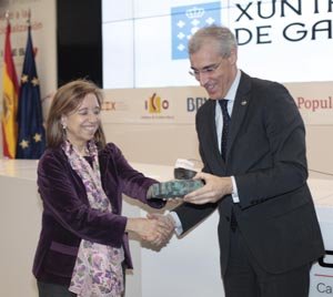 Conde recogió el premio de Cofides para el Igape. Conde recogió el premio de Cofides para el Igape.