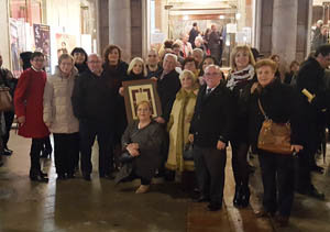 Miembros de AGER posan con el reconocimiento. Miembros de AGER posan con el reconocimiento.