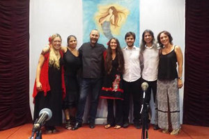 Los integrantes de la agrupación y el vocal femenino 'Amarilis' actuó el pasado día 11 en Bahía Blanca. Los integrantes de la agrupación y el vocal femenino 'Amarilis' actuó el pasado día 11 en Bahía Blanca.