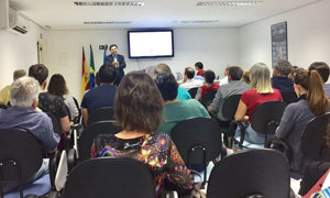 Rodríguez Miranda presentó en Santos las becas 'Excelencia Mocidade Exterior'. Rodríguez Miranda presentó en Santos las becas 'Excelencia Mocidade Exterior'.