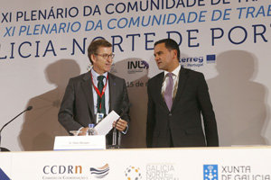 Núñez Feijóo y Pedro Marques, durante el encuentro en Braga. Núñez Feijóo y Pedro Marques, durante el encuentro en Braga.