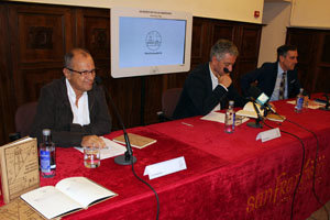 Luis Reimóndez, Valentín García y Antonio Couto, en la presentación de la obra. Luis Reimóndez, Valentín García y Antonio Couto, en la presentación de la obra.