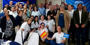 Ramon Moreno, junto a afiliados y simpatizantes del PP en Costa Rica. Ramon Moreno, junto a afiliados y simpatizantes del PP en Costa Rica.