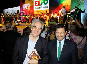 Antonio Rodríguez Miranda y Javier Sandomingo en la Expo Colectividades. Antonio Rodríguez Miranda y Javier Sandomingo en la Expo Colectividades.