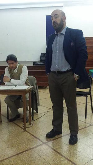 Carlos Tercero, durante su intervención. Carlos Tercero, durante su intervención.