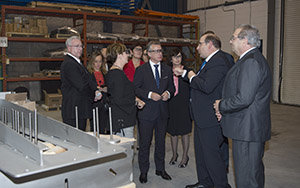 Directivos de Orbinox explican los diferentes procesos a la comitiva vasca. Directivos de Orbinox explican los diferentes procesos a la comitiva vasca.