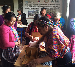 Un grupo de mujeres, durante su participación en un de los proyectos de salud integral. Un grupo de mujeres, durante su participación en un de los proyectos de salud integral.