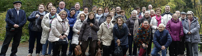 Foto de familia de los asistentes al tercer seminario del año de Adentro. Foto de familia de los asistentes al tercer seminario del año de Adentro.