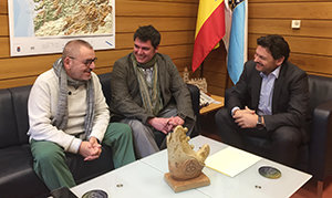 Carlos Mandianes, Domingo Balboa y Rodríguez Miranda, durante su reunión en Santiago. Carlos Mandianes, Domingo Balboa y Rodríguez Miranda, durante su reunión en Santiago.