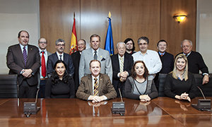 De izda. a dcha.: Benarroch, Berraquero, De la Campa, Paz, Jorge Torres, González, Casarejos, De Lara, Vila y Andreu.
Sentados: Bueno, Dizy, Pérez y Barrio. De izda. a dcha.: Benarroch, Berraquero, De la Campa, Paz, Jorge Torres, González, Casarejos, De Lara, Vila y Andreu.
Sentados: Bueno, Dizy, Pérez y Barrio.
