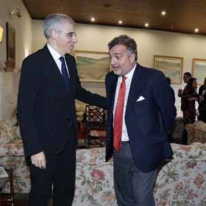 Francisco Conde, junto al presidente de Cesce, Álvaro Rengifo. Francisco Conde, junto al presidente de Cesce, Álvaro Rengifo.