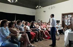 Reynoso, durante la presentación de su libro 'Una búsqueda personal del equilibrio emocional'. Reynoso, durante la presentación de su libro 'Una búsqueda personal del equilibrio emocional'.