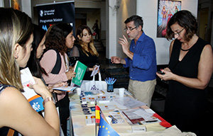 Durante todo el día, el SEPIE y las representaciones universitarias informaron sobre sus cursos de grado y posgrado. Durante todo el día, el SEPIE y las representaciones universitarias informaron sobre sus cursos de grado y posgrado.
