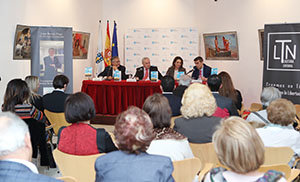 Juan Mariñas, en un momento de su intervención en la presentación del libro. Juan Mariñas, en un momento de su intervención en la presentación del libro.