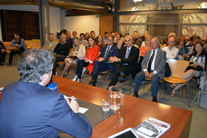 Asistentes a la charla en el Centro Cultural de España. Asistentes a la charla en el Centro Cultural de España.