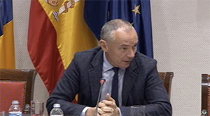 Luis Padilla, durante su comparecencia en comisión en el Parlamento canario.