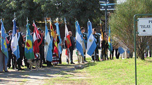 Uno de los actos conmemorativos de la gesta de las Malvinas. Uno de los actos conmemorativos de la gesta de las Malvinas.