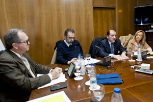 Los expertos del INSS, César Luis Gómez y Pilar Esther Gallego, junto a Dizy y Pahíno. Los expertos del INSS, César Luis Gómez y Pilar Esther Gallego, junto a Dizy y Pahíno.