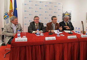 Luis Gutierrez Perrino, Ramón Jiménez, José Antonio Ortiz y Jorge Martínez-Cava, en la mesa presidencial Luis Gutierrez Perrino, Ramón Jiménez, José Antonio Ortiz y Jorge Martínez-Cava, en la mesa presidencial