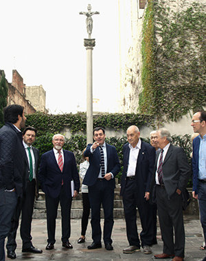 Un momento de la visita de Román Rodríguez y Rodríguez Miranda al Colegio Santiago Apóstol. Un momento de la visita de Román Rodríguez y Rodríguez Miranda al Colegio Santiago Apóstol.