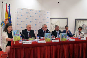 Marina Sanfilippo, Antonio Domínguez, José Ramón Ónega, Julio Neira, Josep Ysern y María Dolores Martos, en la mesa presidencial