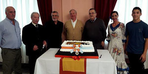 Como en toda fiesta de cumpleaños, hubo torta, brindis y palabras del presidente Jorge Caballero.