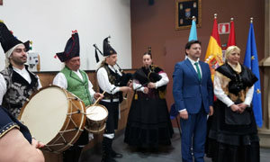 El grupo Os Fillos de Breogán cerró el programa del Día das Letras Galegas. El grupo Os Fillos de Breogán cerró el programa del Día das Letras Galegas.