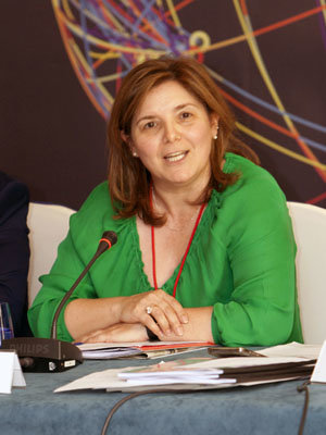 Pilar Cancela, durante su intervención en el Pleno del CGCEE. Pilar Cancela, durante su intervención en el Pleno del CGCEE.